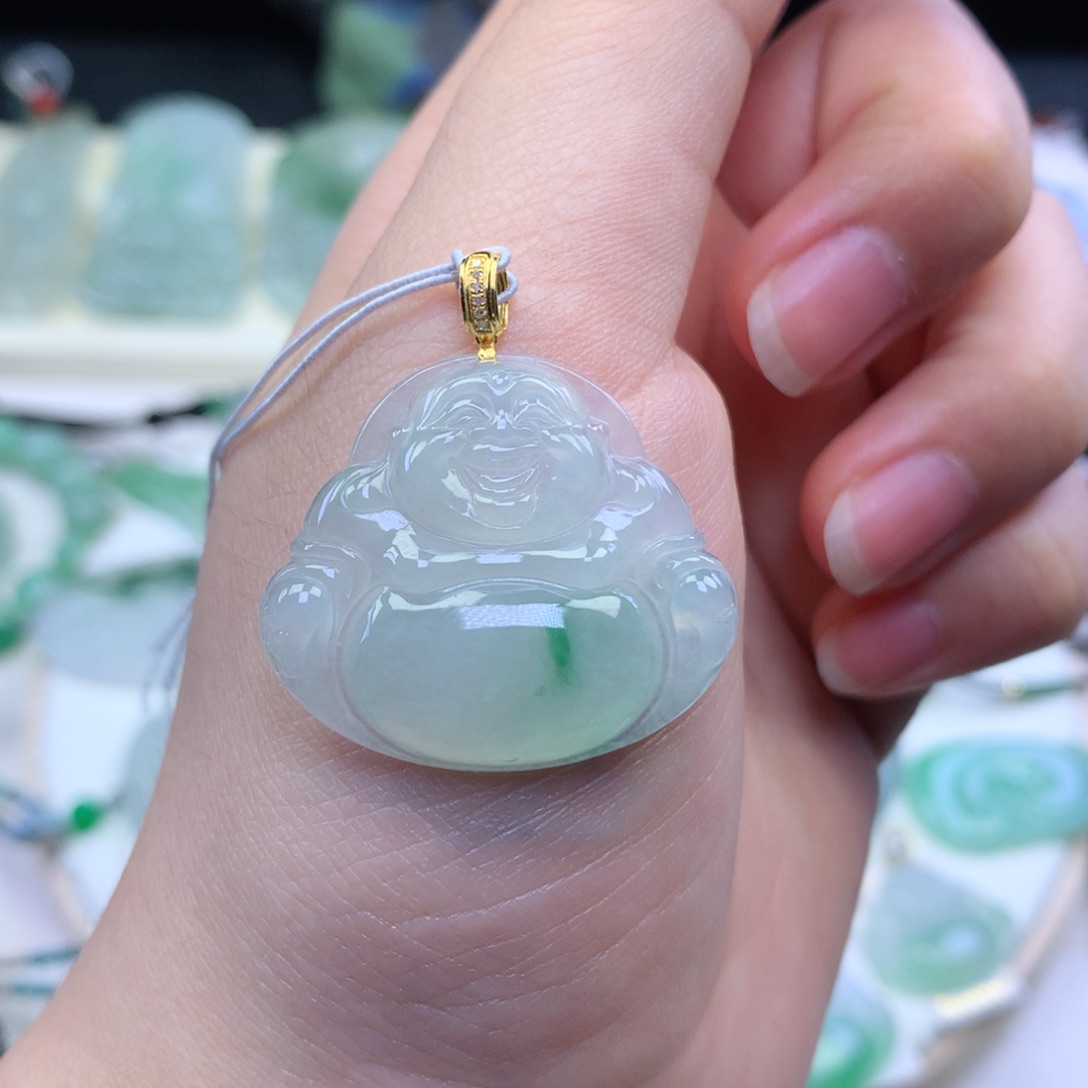 翡翠颈饰18K金镶嵌吊坠