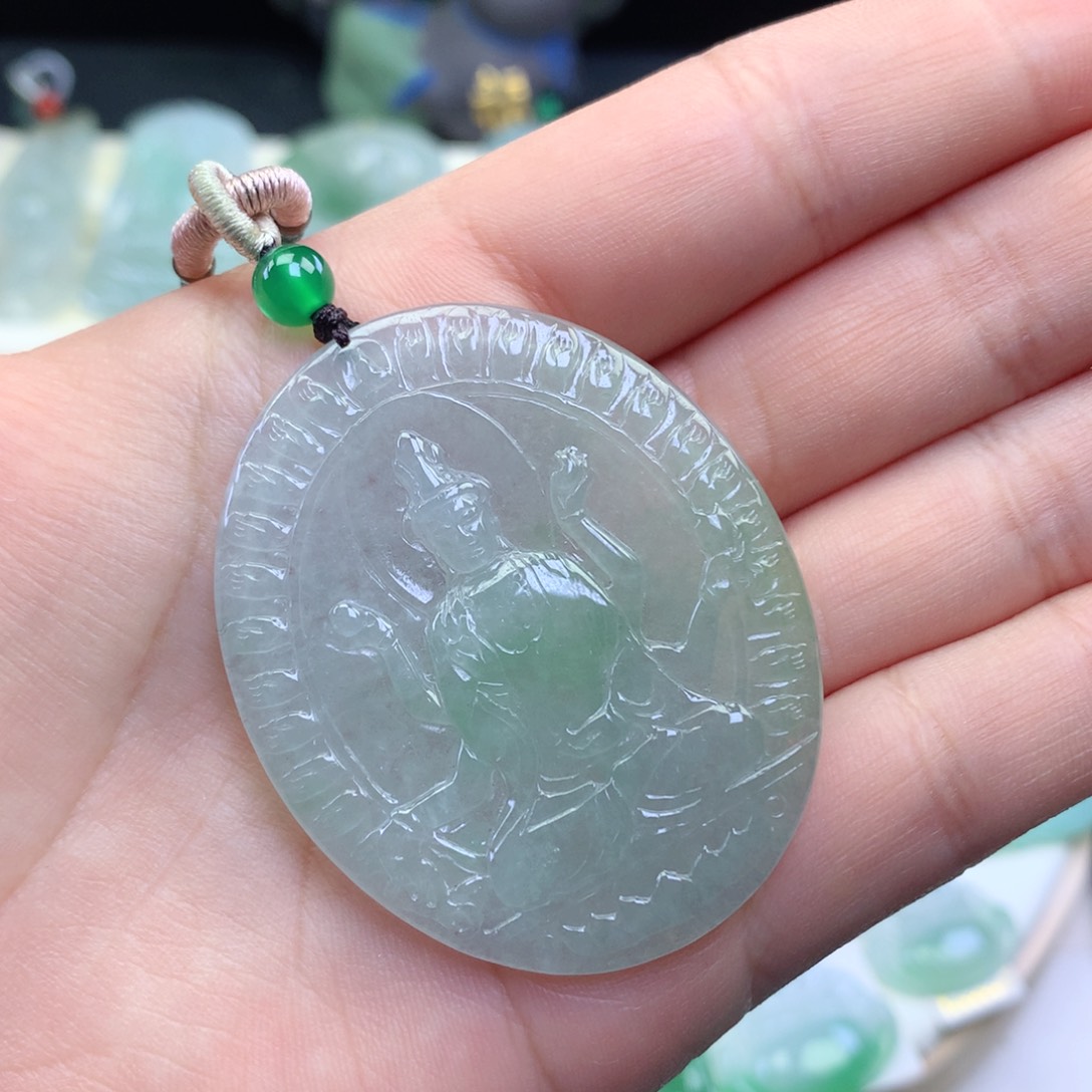 翡翠颈饰未镶嵌吊坠