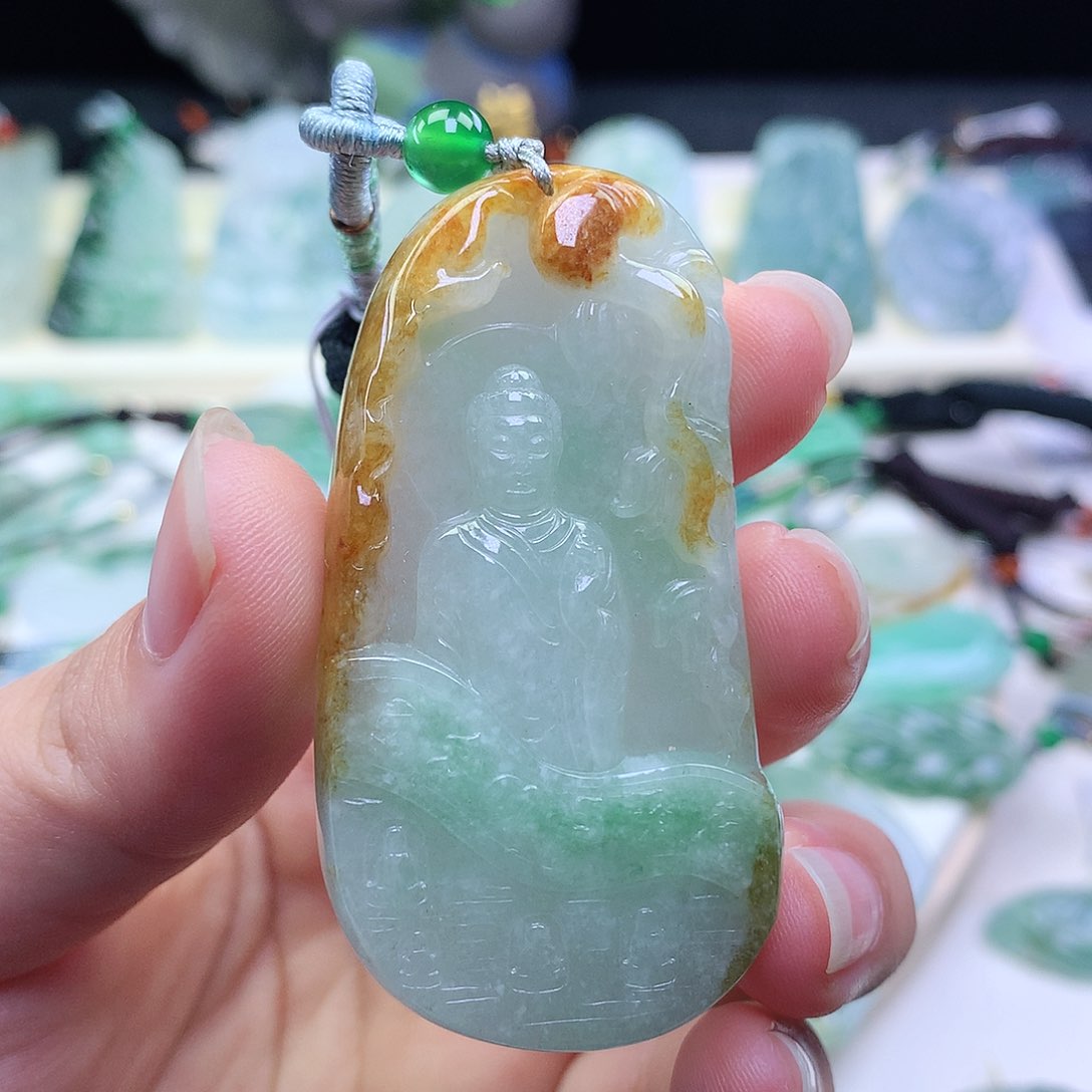 翡翠颈饰未镶嵌吊坠