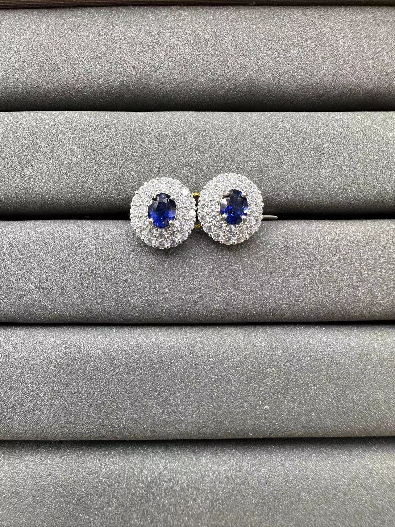 【古北珠宝】天然新品气质款蓝宝石耳饰s925银镶嵌