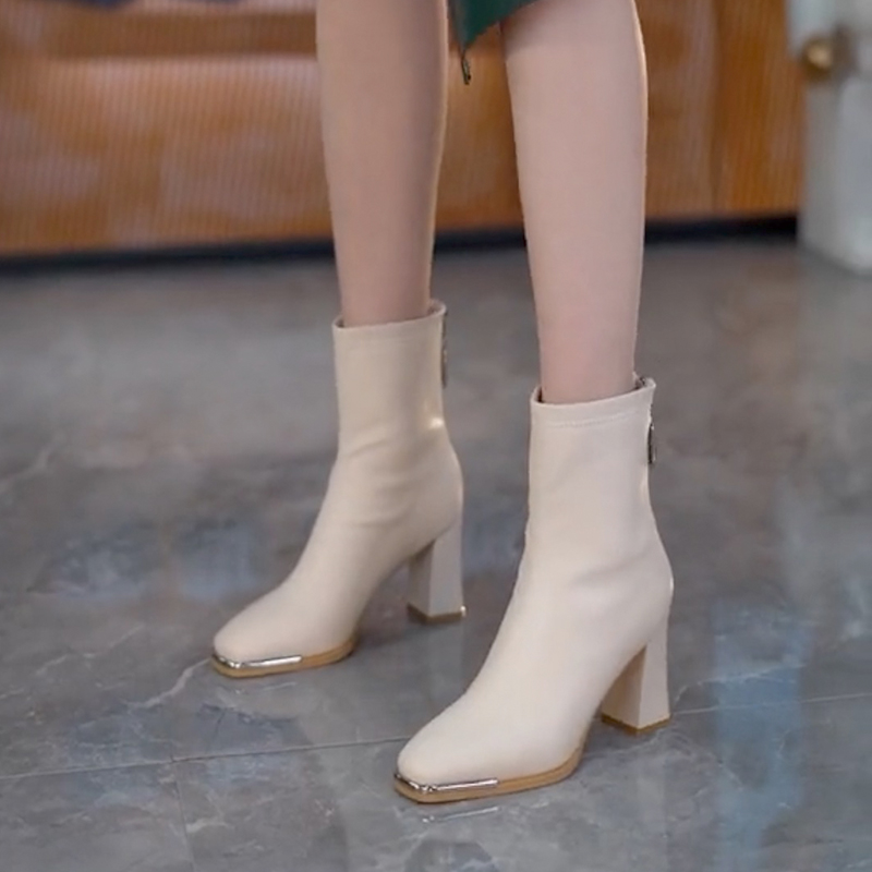 私魅秋冬季单里加绒高跟短靴瘦瘦靴后拉链粗跟方头马丁靴【钦单4】