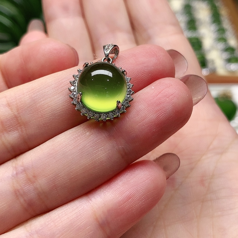 【闪购商品】蛇纹石玉吊坠银S925镶嵌