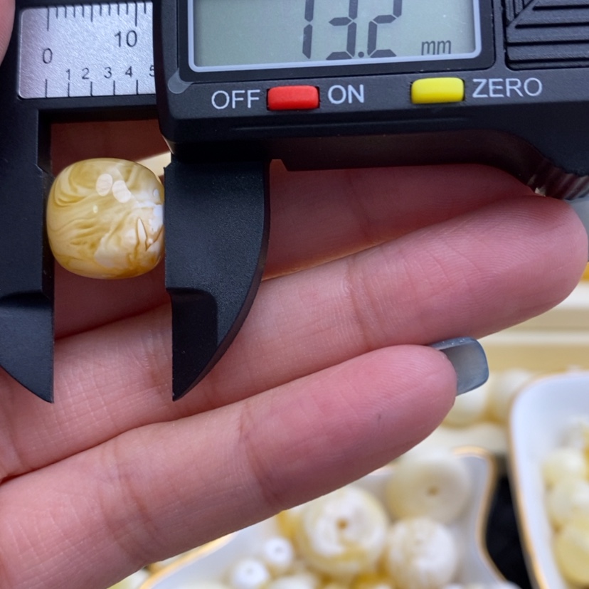 【闪购商品】琥珀珠宝奇石未镶嵌雪*C