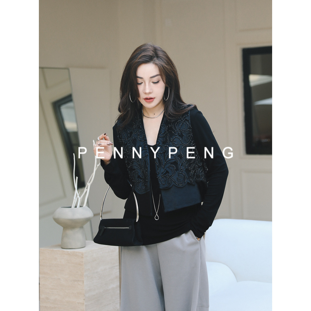 PENNYPENG繁花早春气质休闲宽松时尚百搭黑色重工小众钉珠马甲