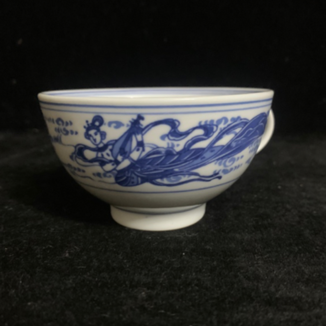 景德镇市人民瓷厂生产的耳杯