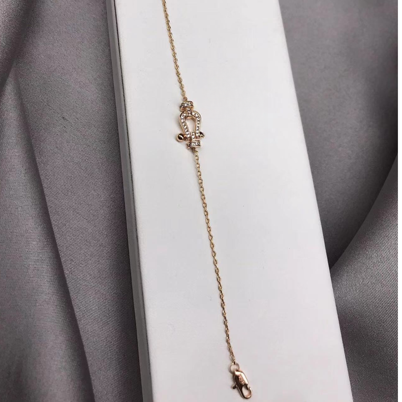 #上免会专享#18k金马蹄手链轻奢女时尚气质饰品百搭