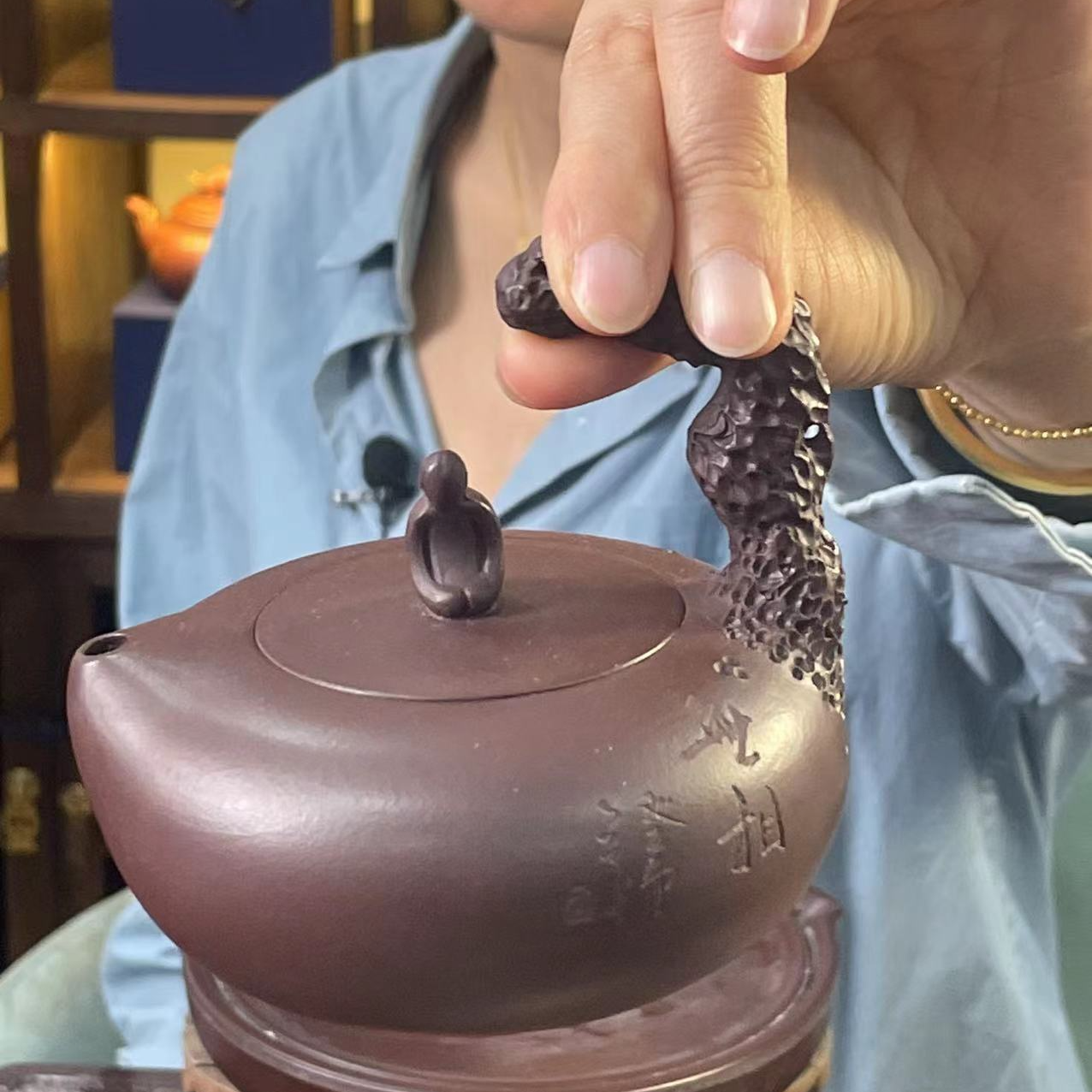 无相提梁100目老紫泥陈芸紫砂壶（维）