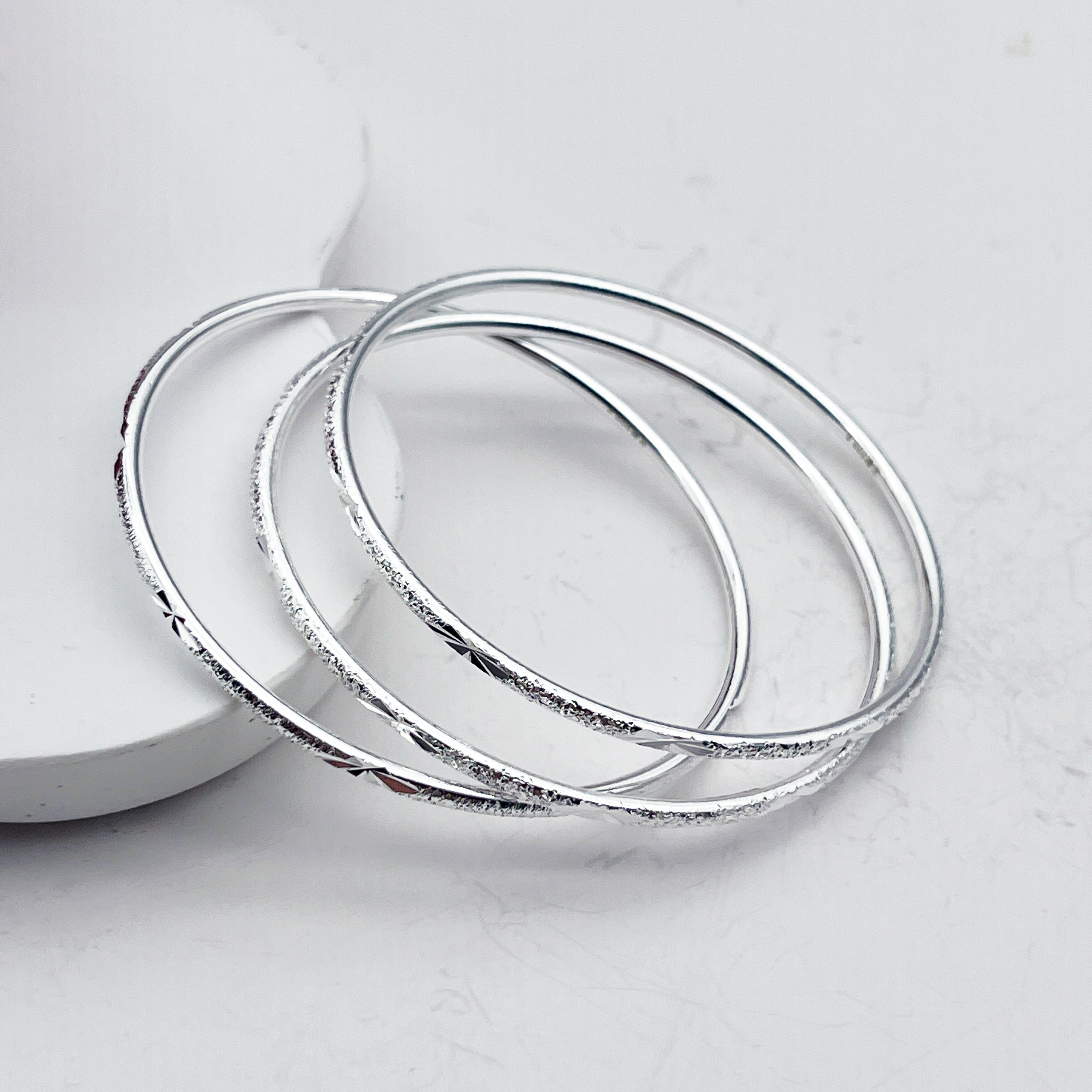 足银手镯 足银999.9满天星闭口手镯【A20】