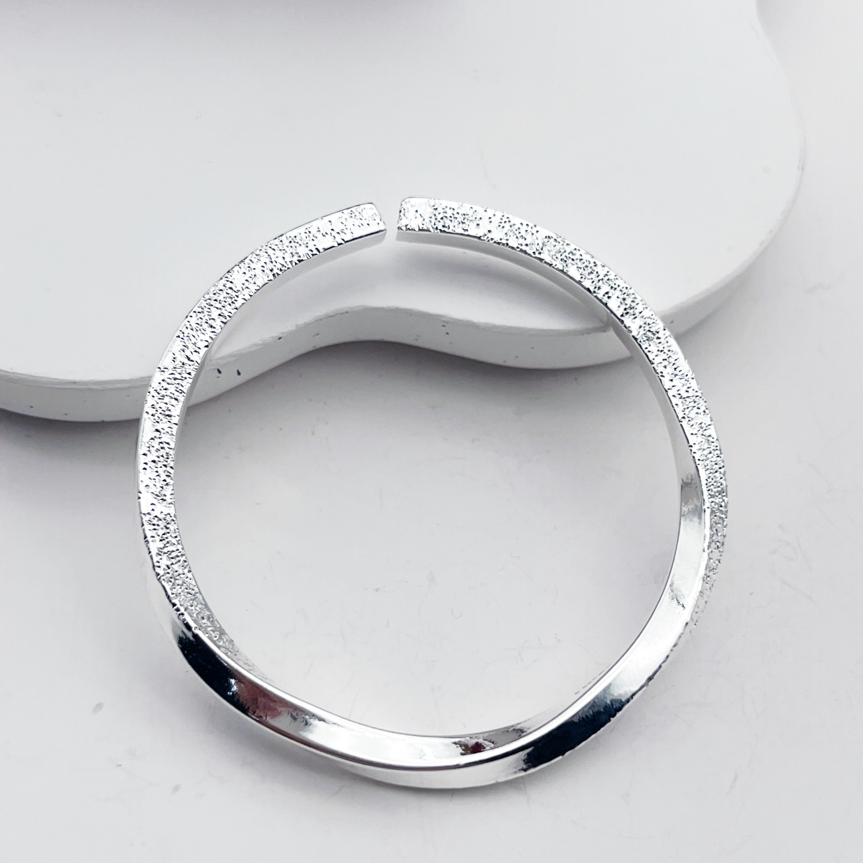 足银手镯 足银999.9莫比乌斯开口【A12】