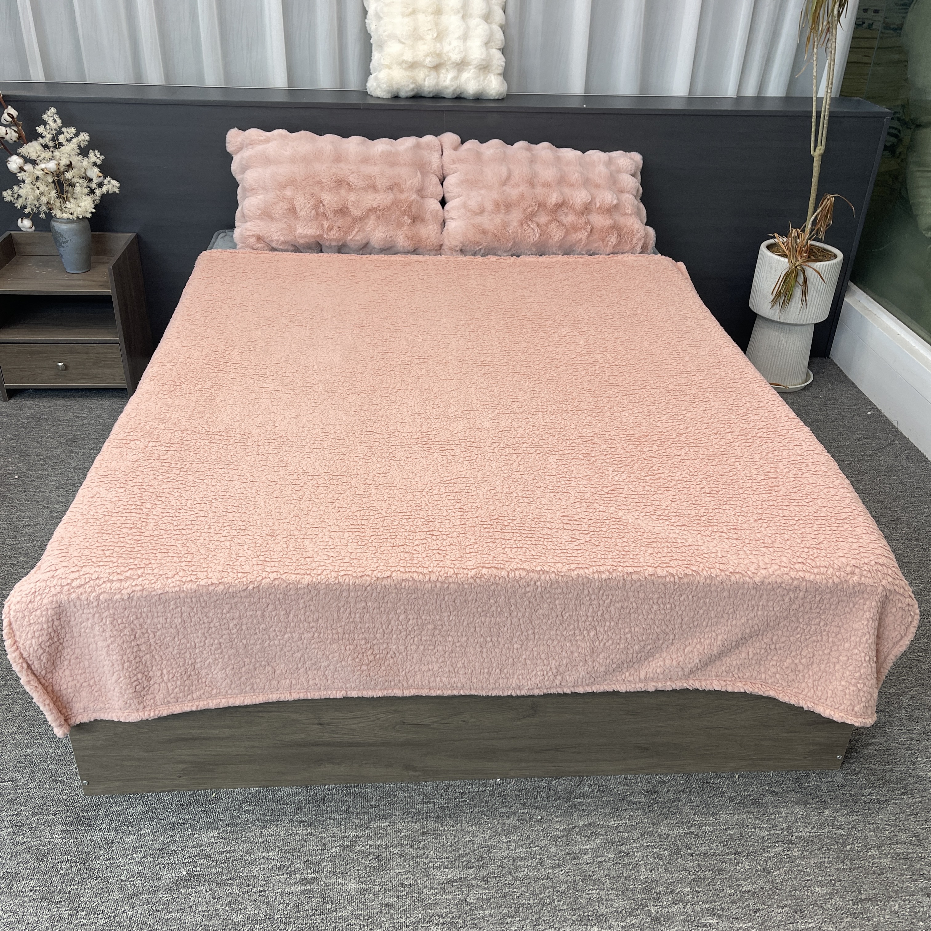 西柚子 1.5*2  粉色素色羊羔毛正反面保暖毛毯床单沙发毯外贸原单