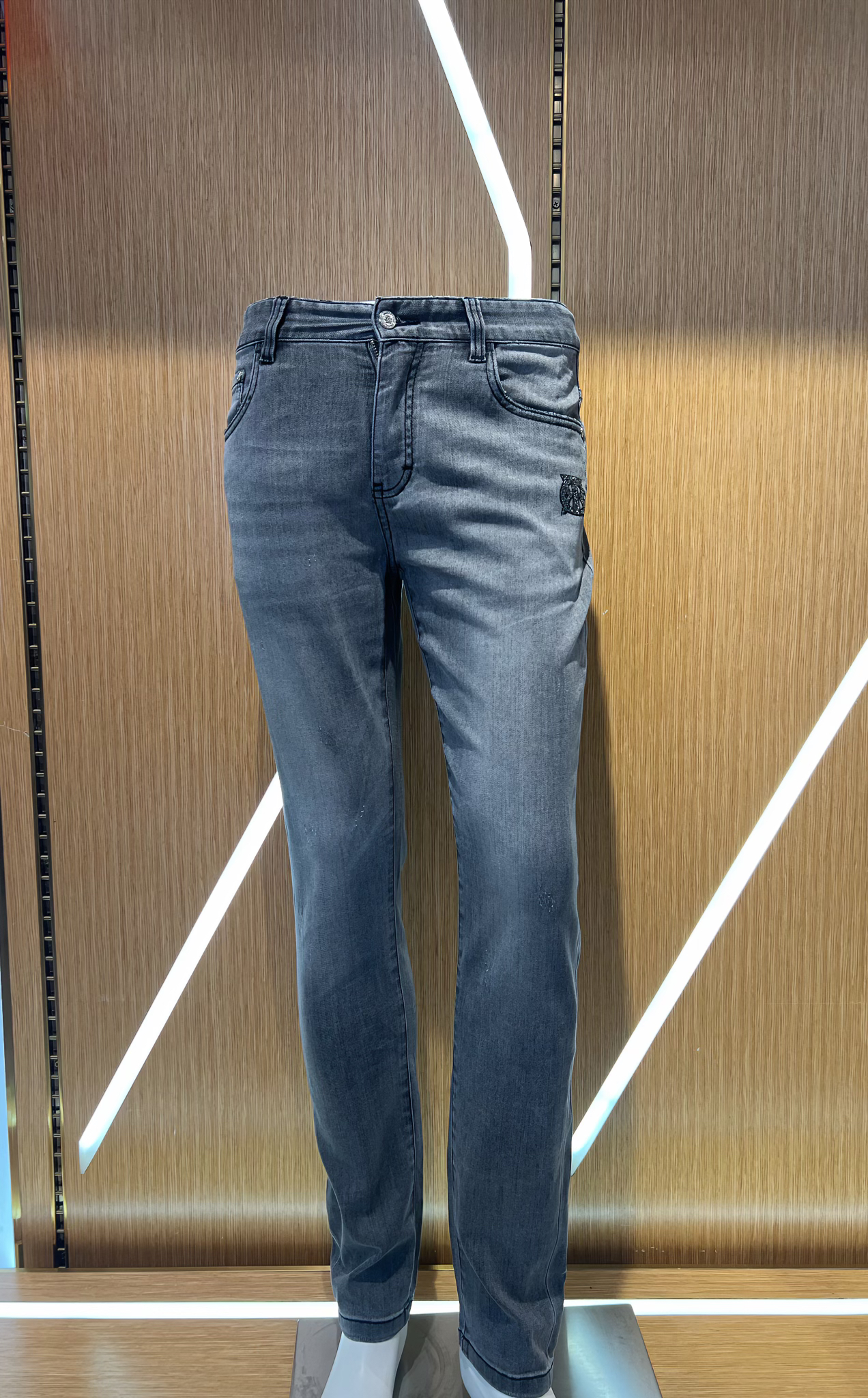 R9000上新灰色高级百搭秋款牛仔裤48035112