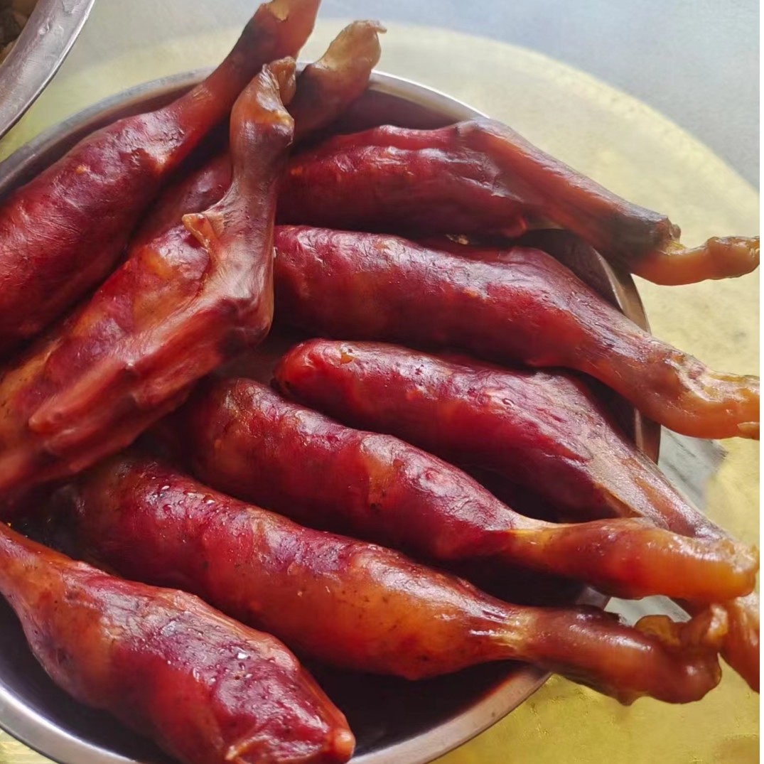 湖南邵阳柴火腊鸭爪包肉农家纯手工特制