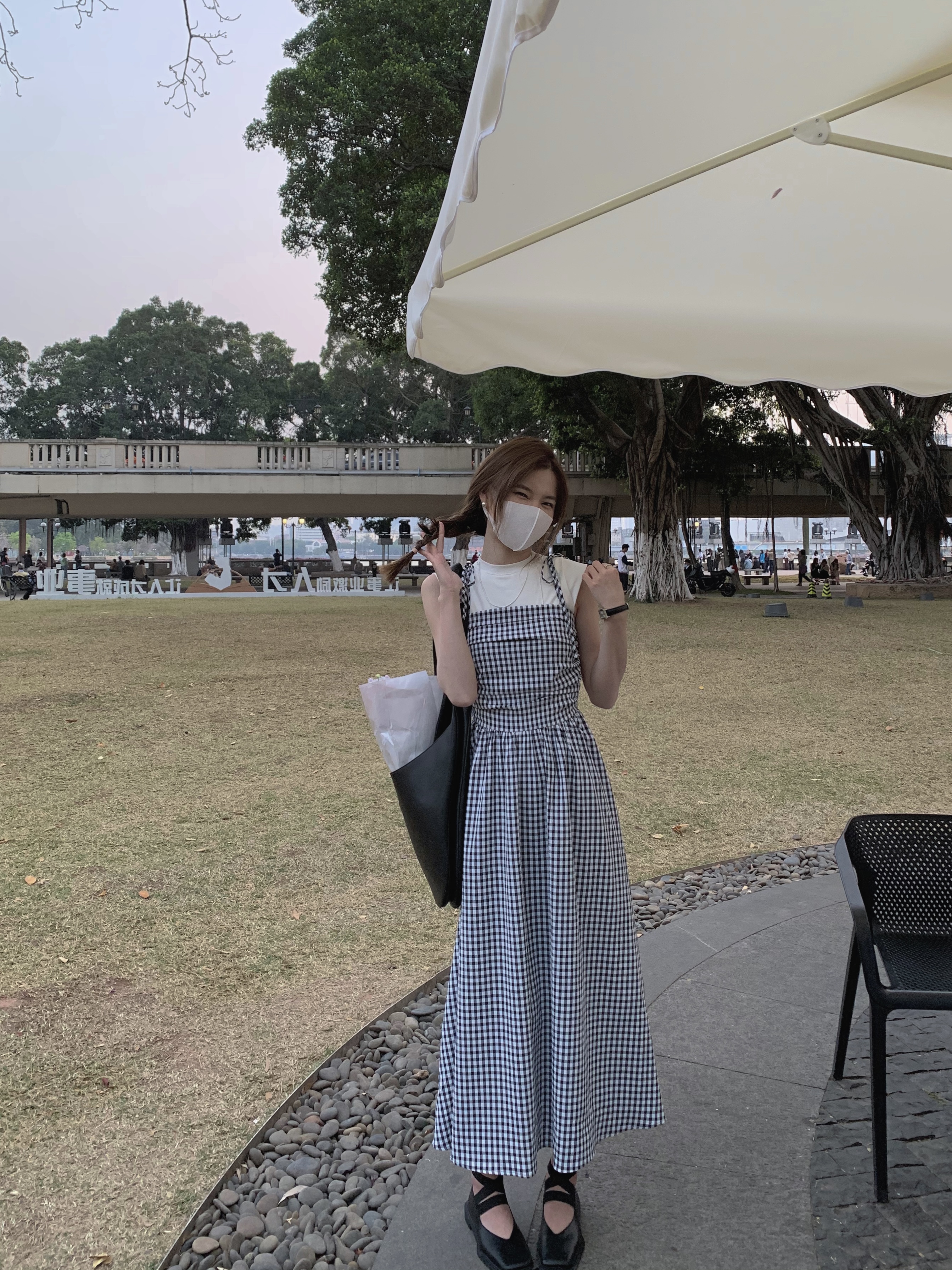 随机美衣一件