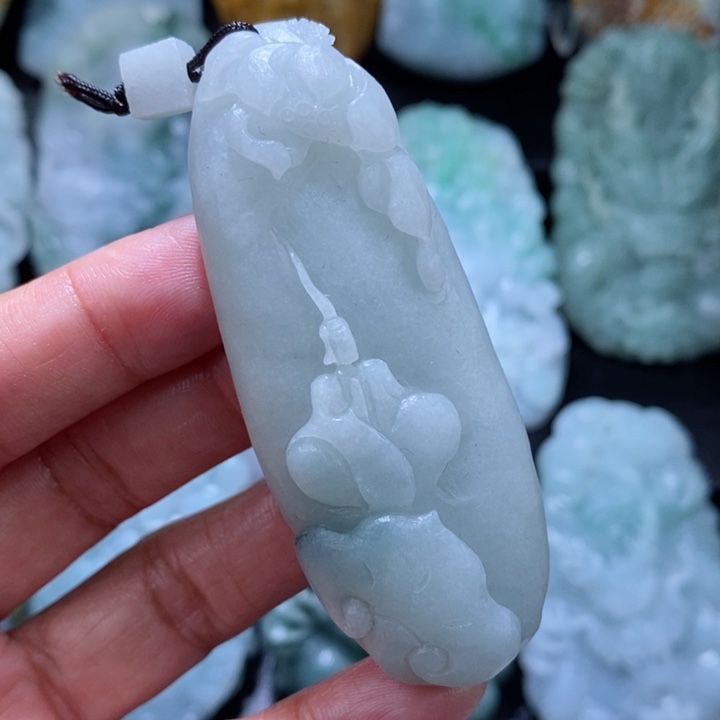 定制翡翠未镶嵌翡翠
