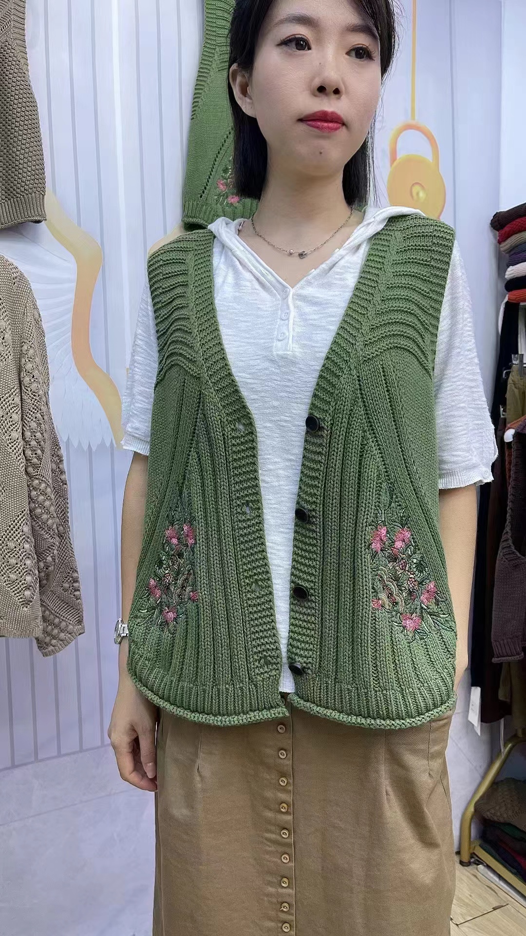 棉针织时尚刺绣马甲百搭马夹民族风绣花