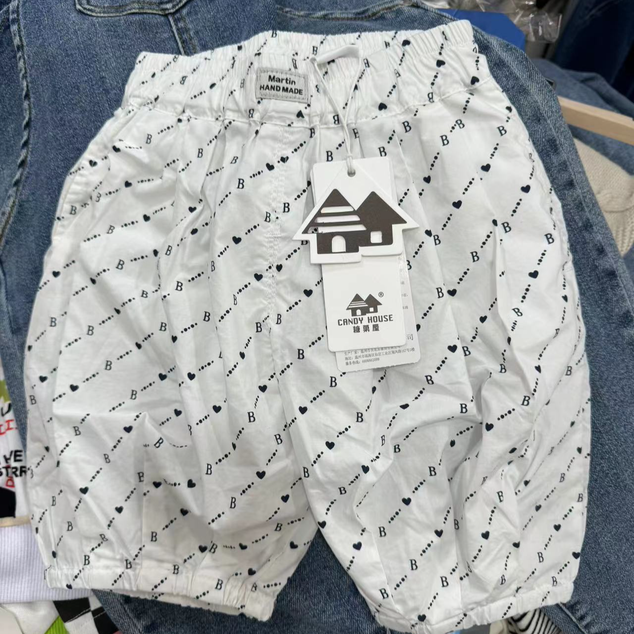 （新河大小宝童装）默认微瑕 完美主义者绕道 抢拍发袜子 白色短裤