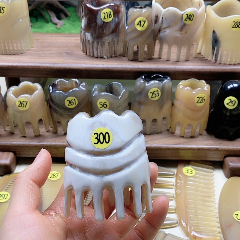【闪购商品】牛角梳