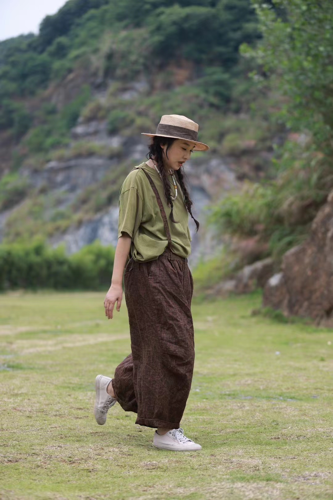 古兰木夏季亚麻宽松休闲复古做旧女士背带裤