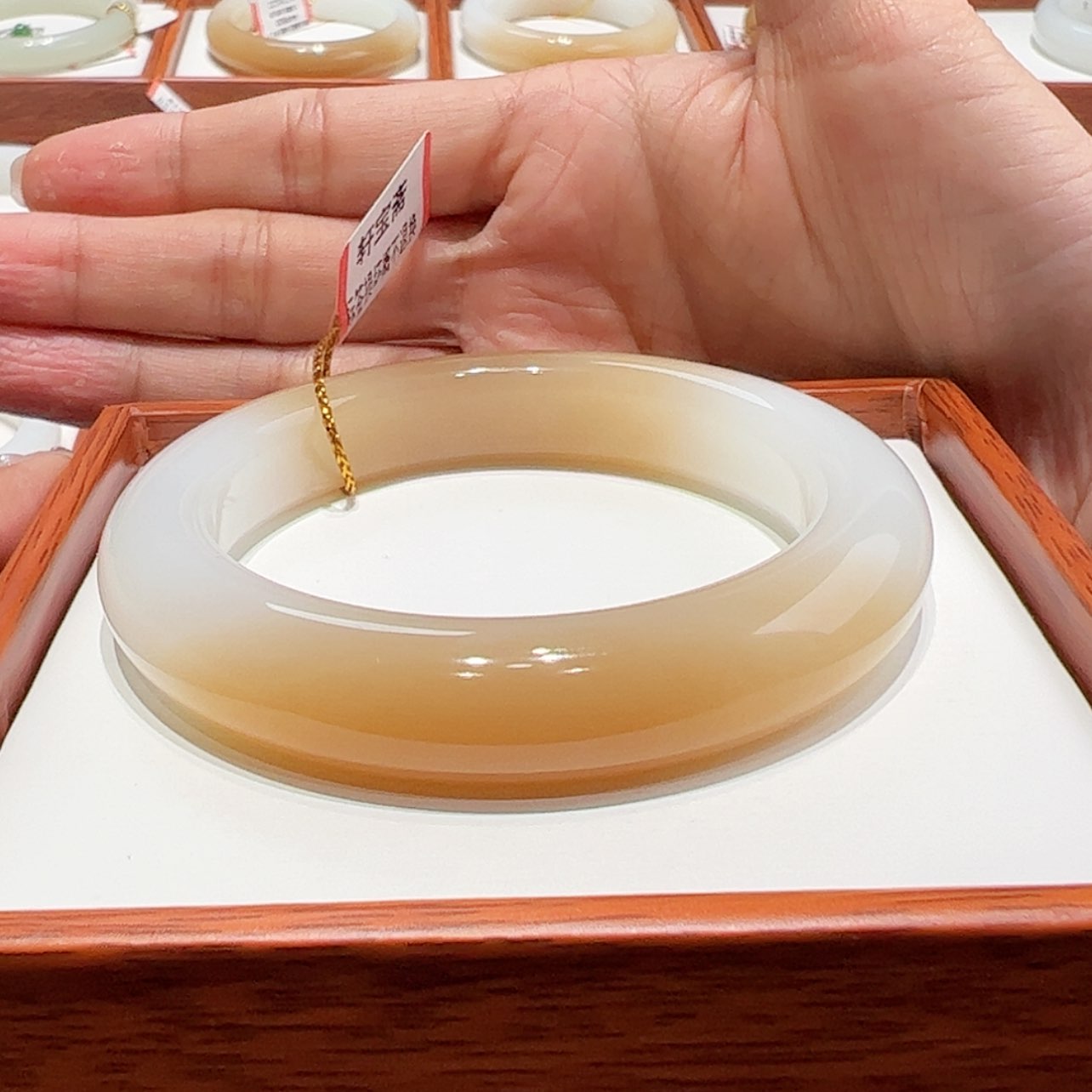 【闪购商品】和田玉手镯54/55未镶嵌✔*