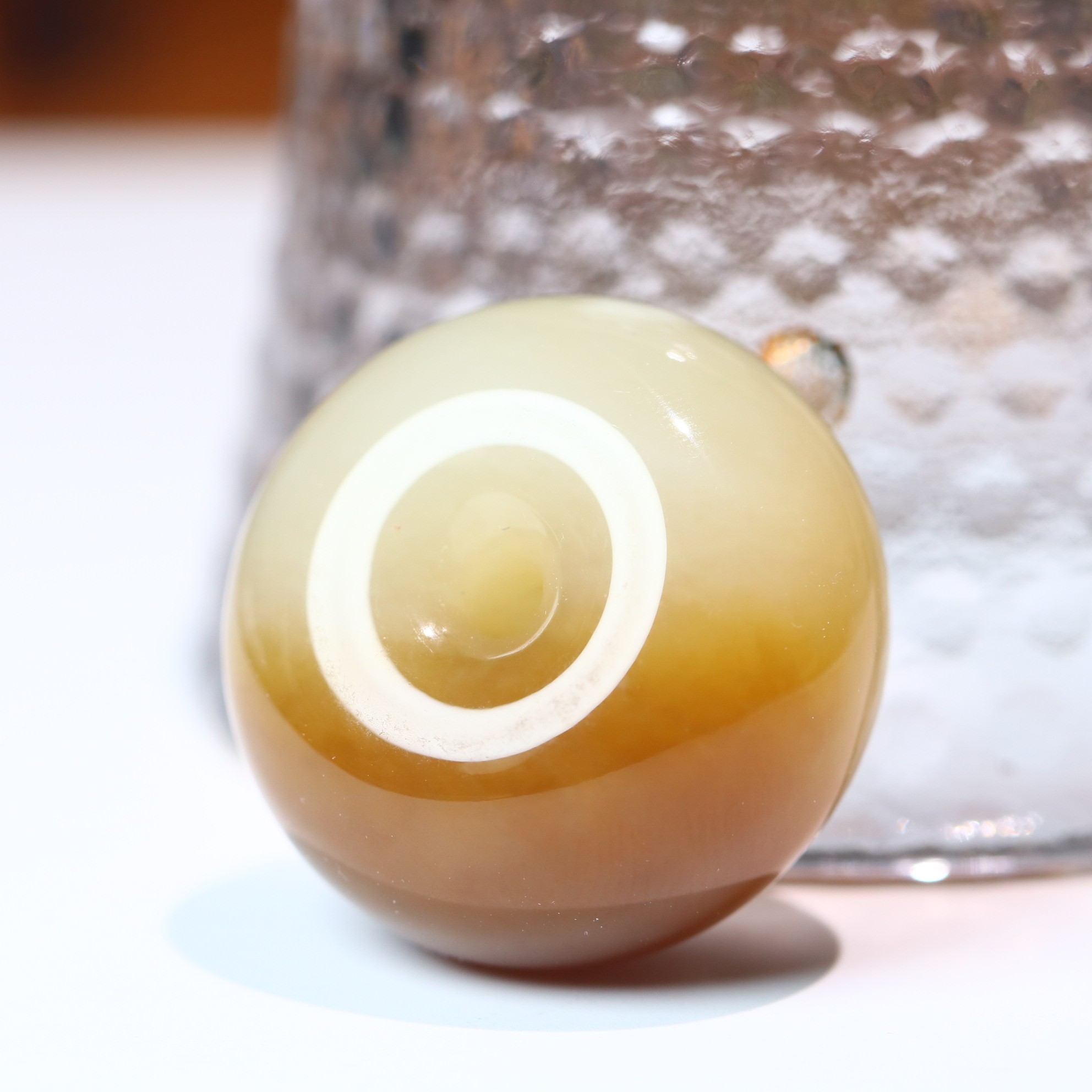 掌欢珠宝新疆和田玉直径28mm厚16mm且末糖白平安扣半糖白肉油润好