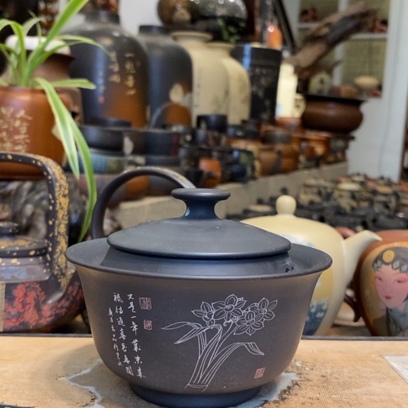 【闪购商品】陶瓷壶?***托