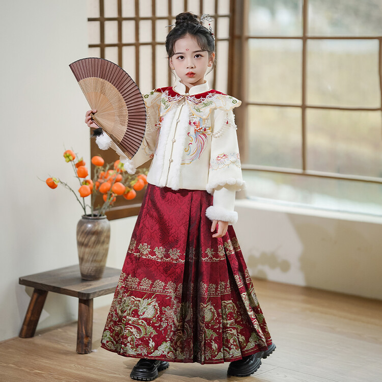马面裙儿童汉服冬装加绒2024夹棉冬装大童古装中大童过年拜年年服