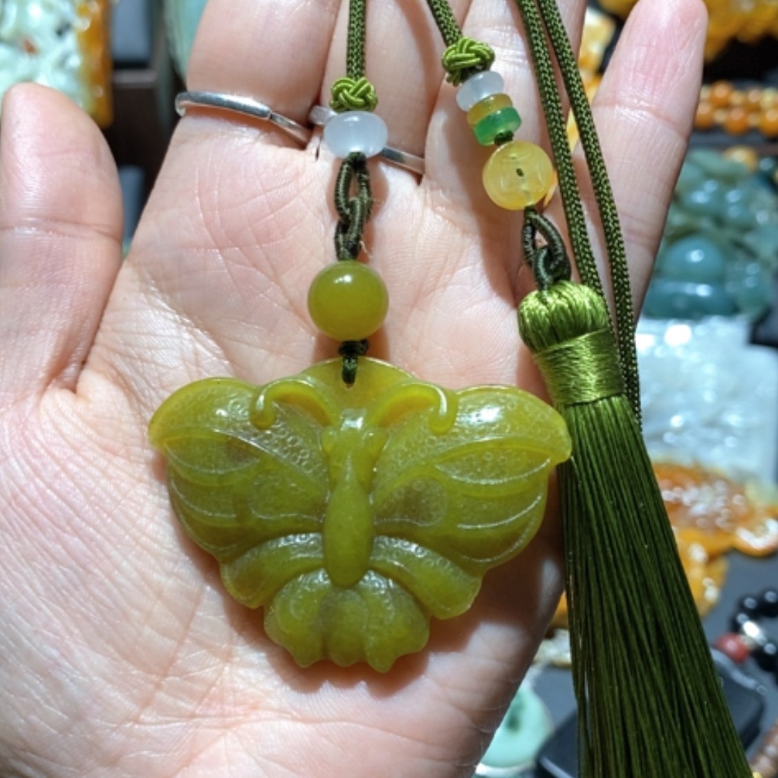 【闪购商品】蛇纹石玉颈饰合金