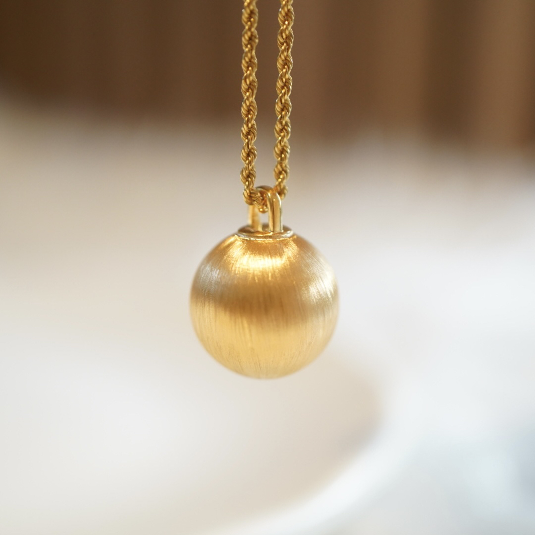【卡奢珠宝】18K金超大拉丝金球吊坠 不含链