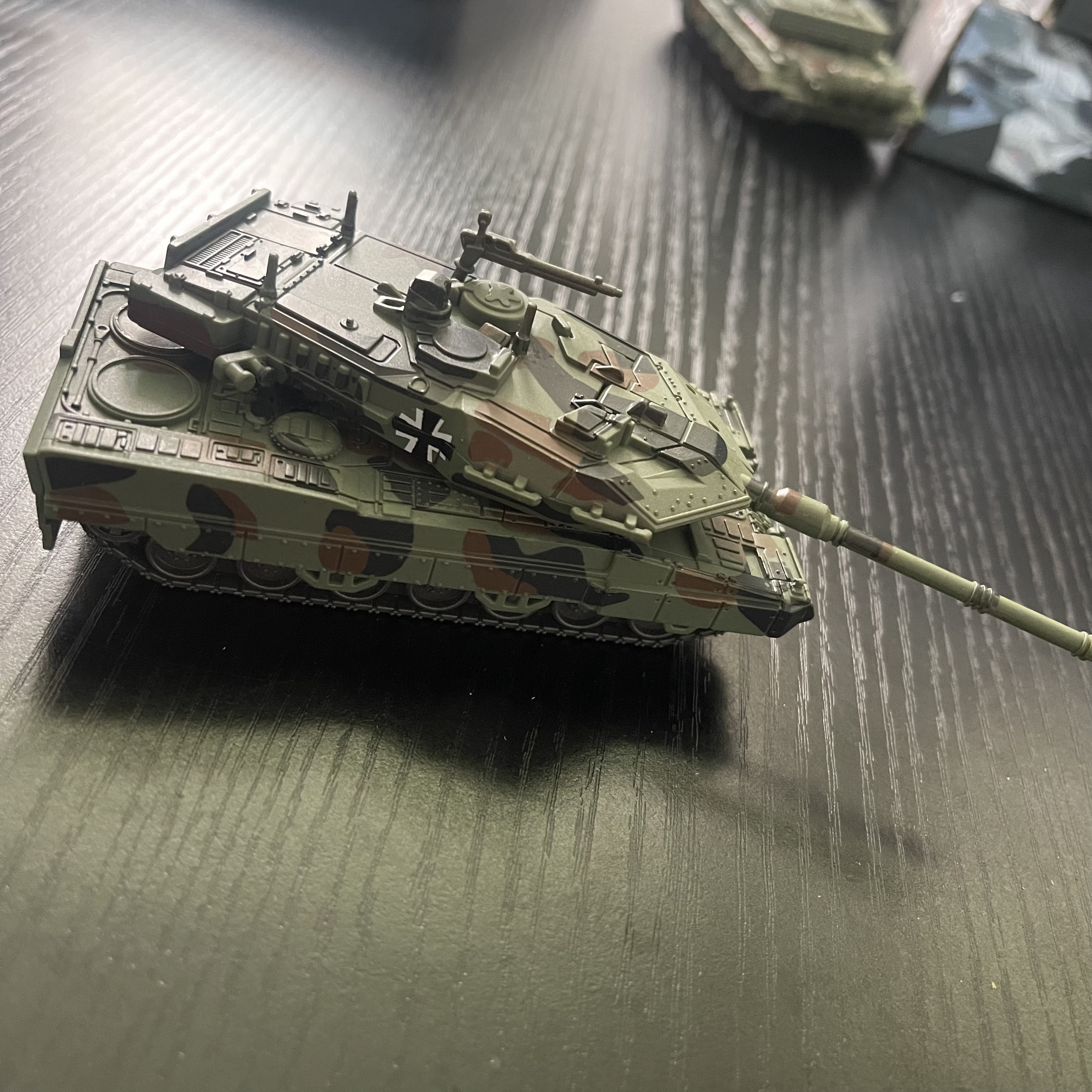 【豹2A7坦克模型】1:72比例，ABS工程塑料材质拼装模型