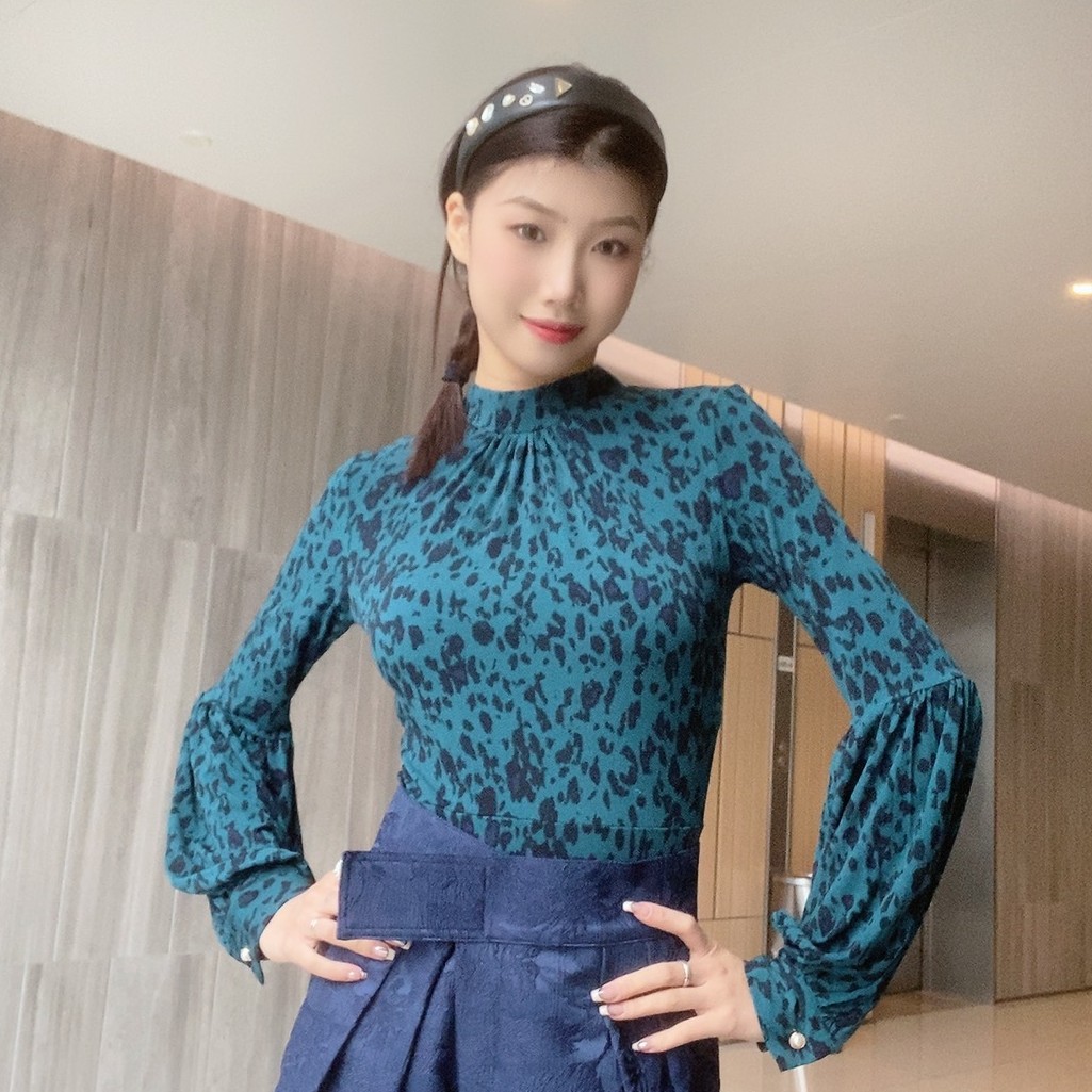 WIN蓝孔雀上衣摩登舞高端修身跳舞衣服新款高级感摩登舞服女服装