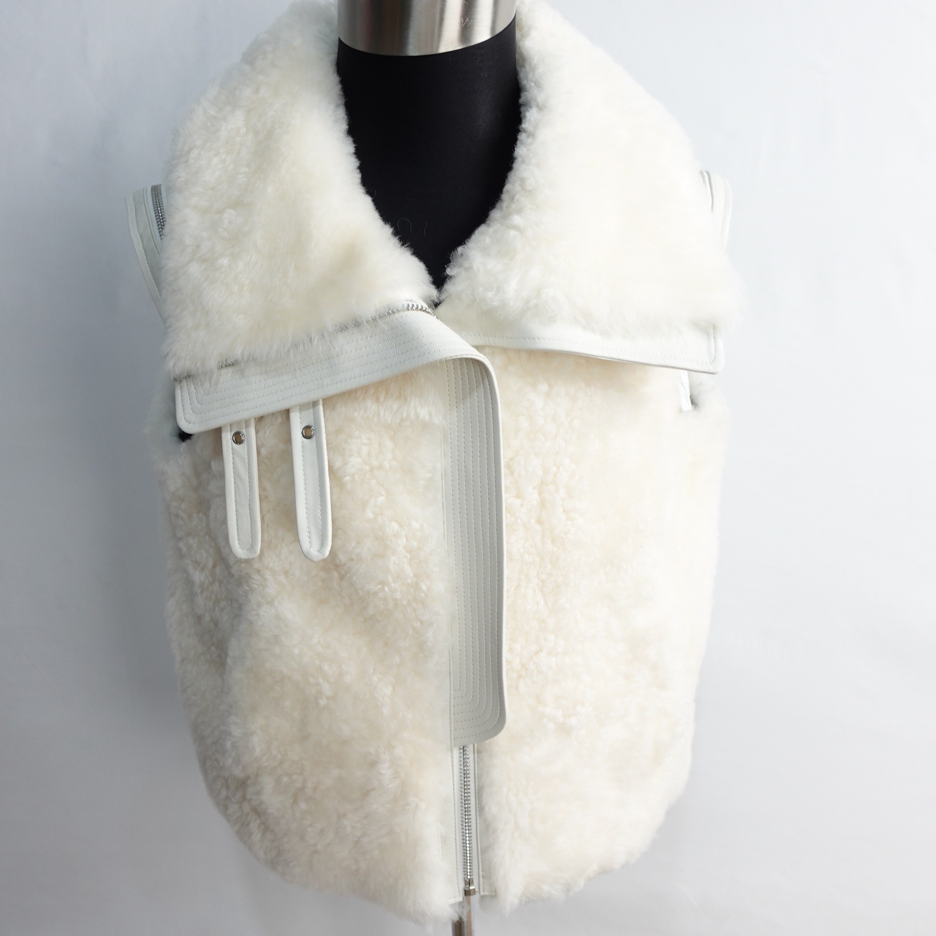 女款高定休闲马甲8568