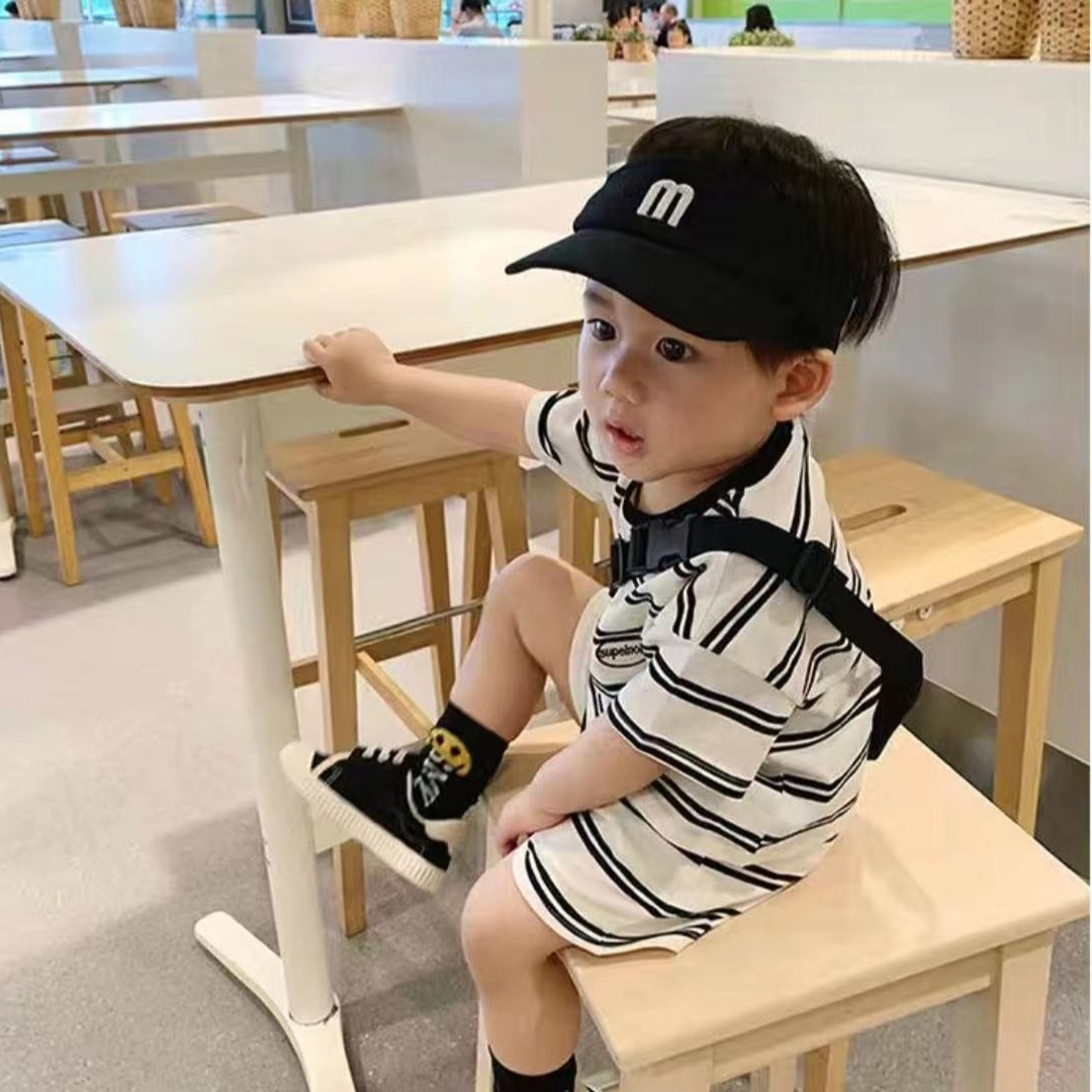 儿童休闲条纹套装2025夏款宽松短袖t恤短裤小孩帅气洋气时尚两件