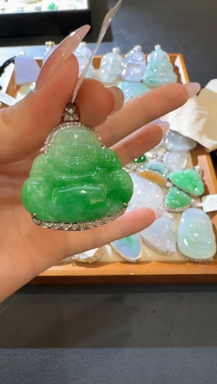 【闪购商品】翡翠吊坠(不含链)18K金镶嵌【源头工厂】钻石镶嵌