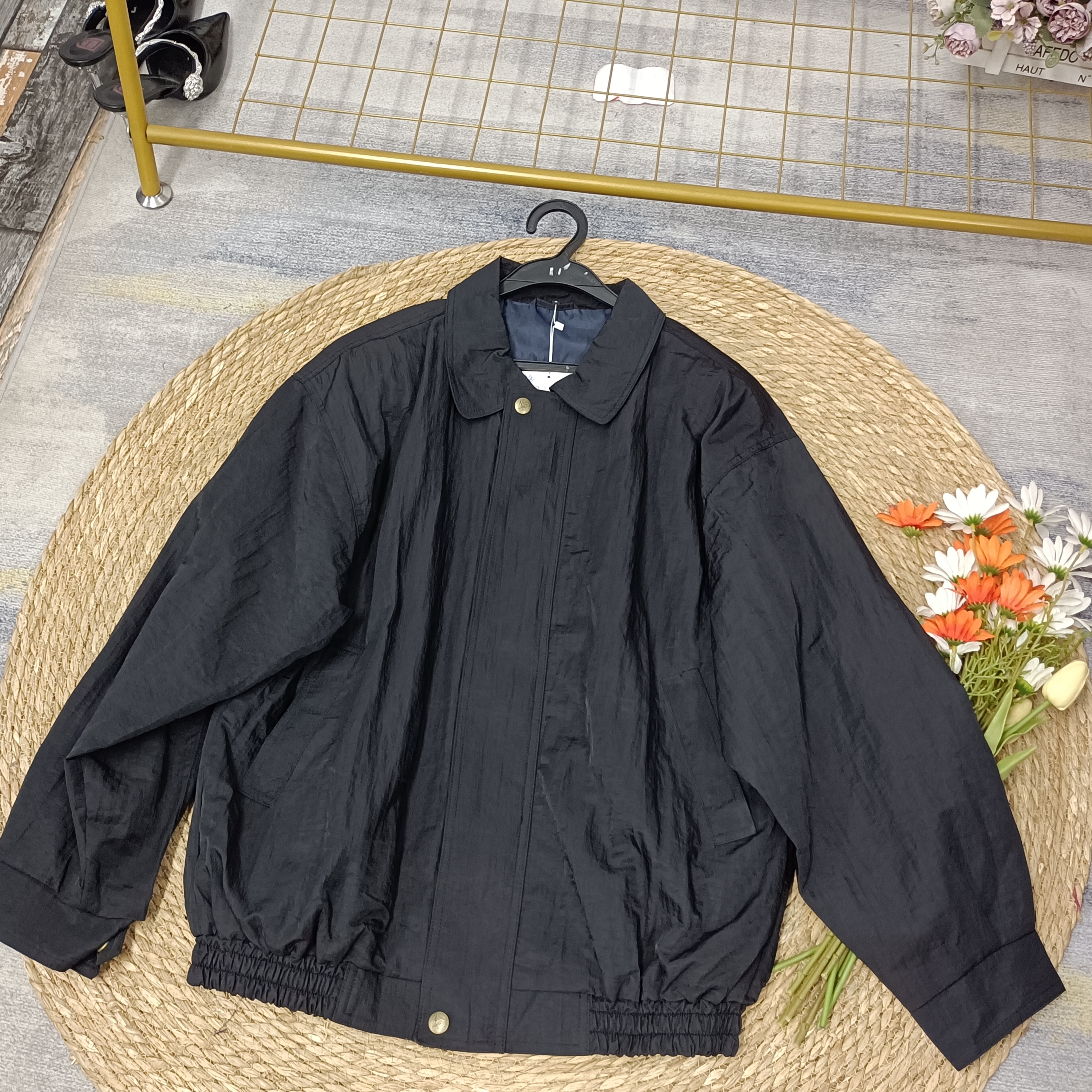 唯琳剪标   8仓A0-7-1836款  黑色拉链薄款外套