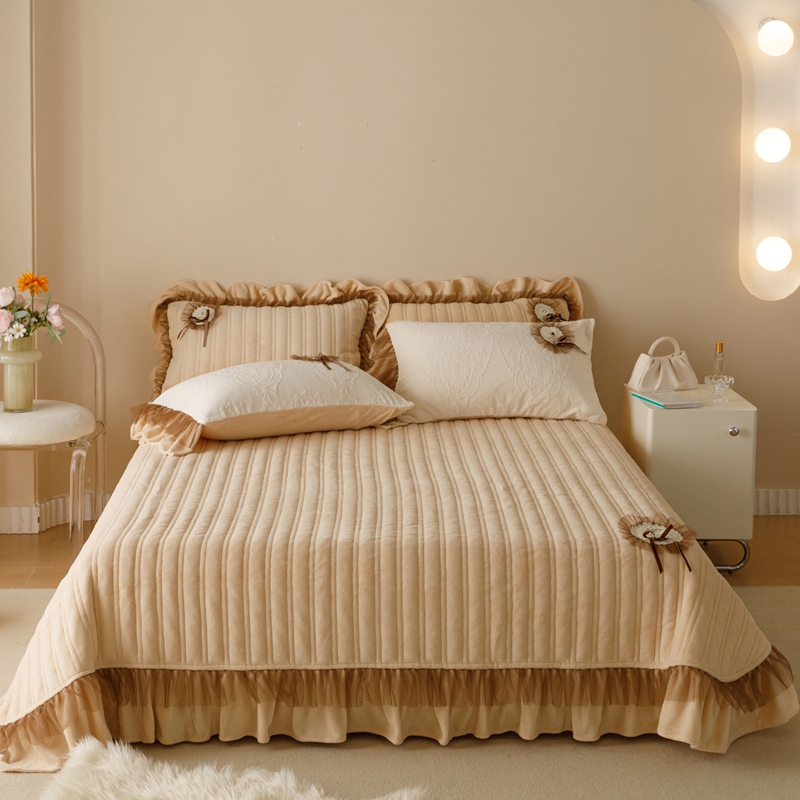 高档夹棉牛奶绒床盖加绒高端单件冬季加厚防滑榻榻米床单炕盖（菊）