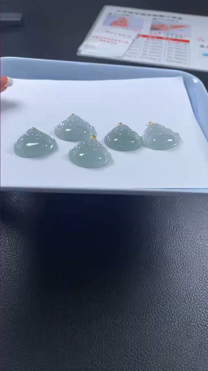 【闪购商品】翡翠吊坠(不含链)18K金镶嵌佛公（多样性发一）