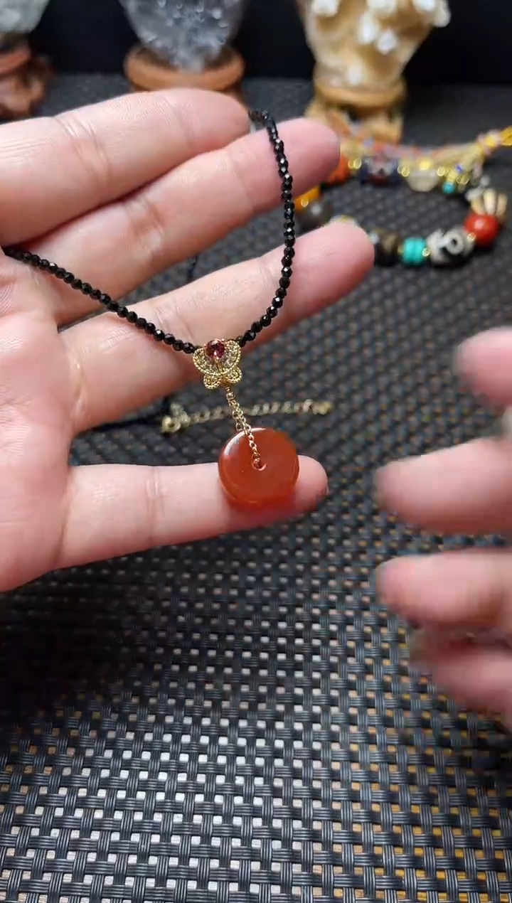 【闪购商品】翡翠挂件未镶嵌0