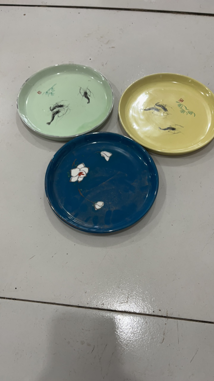 通用链接彩绘小瓷盘