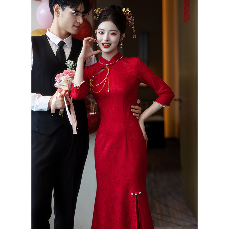 鱼尾敬酒服新娘旗袍小个子酒红色2025新款订婚礼服裙新中式结婚女