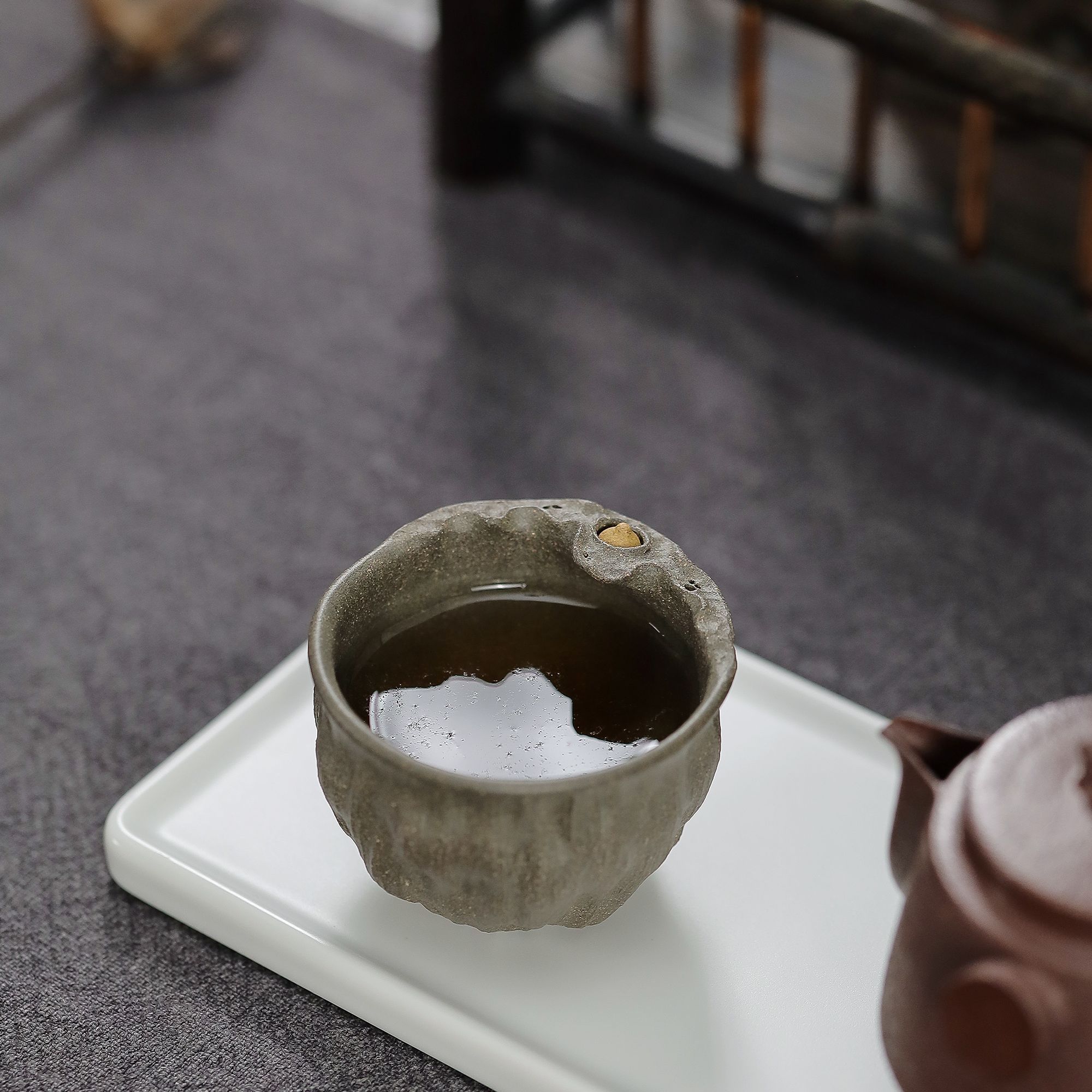 砂宴 张月/莫逐《莲蓬杯》宜兴原矿紫砂蟹壳青 原创全手工制作