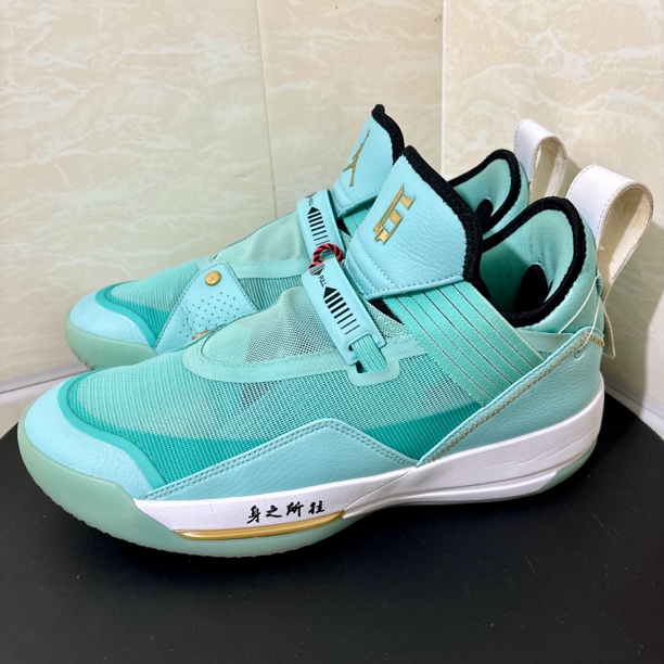 44.5码/aj33/郭艾伦/正品aj篮球鞋/95新/带原盒/公价1899