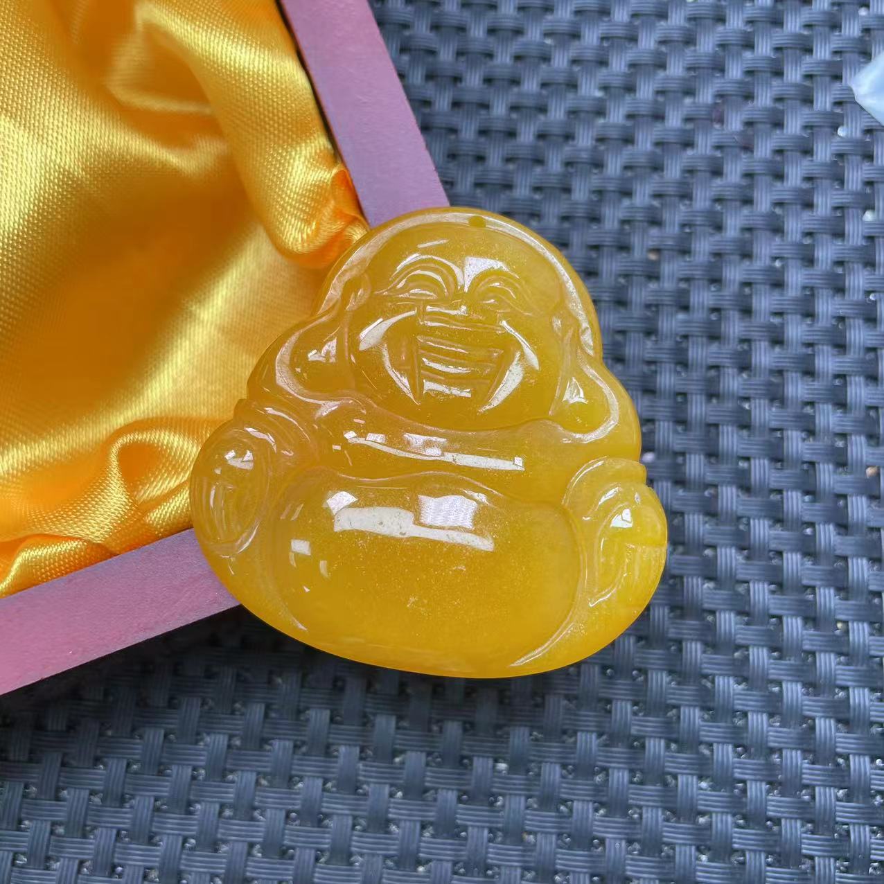 【大喜儿】深黄佛吊坠-12WQ383