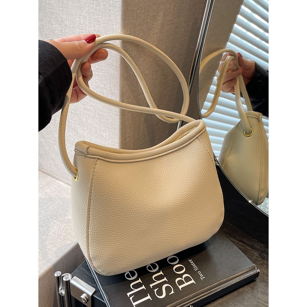 网红时尚爆款小包包女2023新款潮法国小众高级质感单肩斜挎水桶包