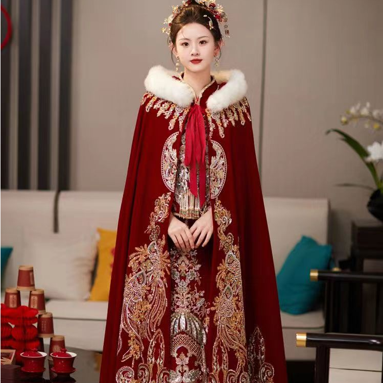 斗篷秀禾服重工立体修身显瘦实体爆款新中式嫁衣出阁服重手工嫁衣