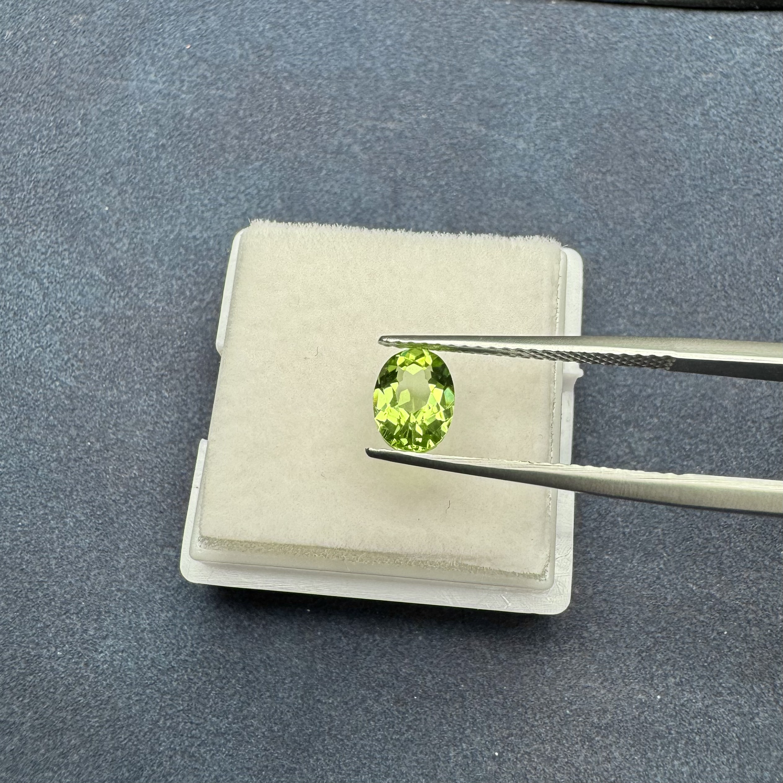 橄榄石 规格5×7mm（随机发货）