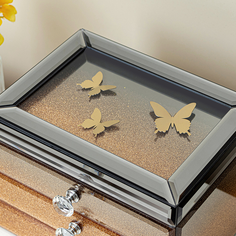 大容量精致蝴蝶首饰盒高档耳环耳钉收纳盒送礼饰品戒指盒2025新款