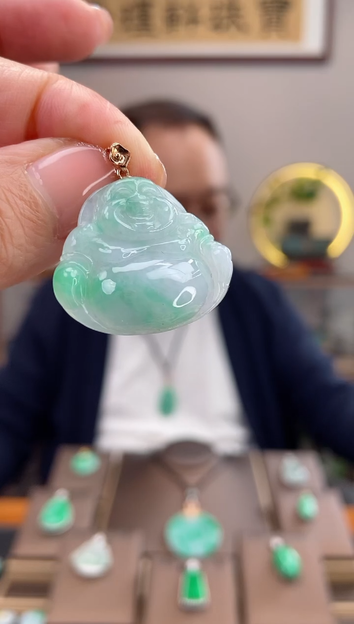 【闪购商品】翡翠吊坠(赠链)18K金镶嵌佛公吊坠
