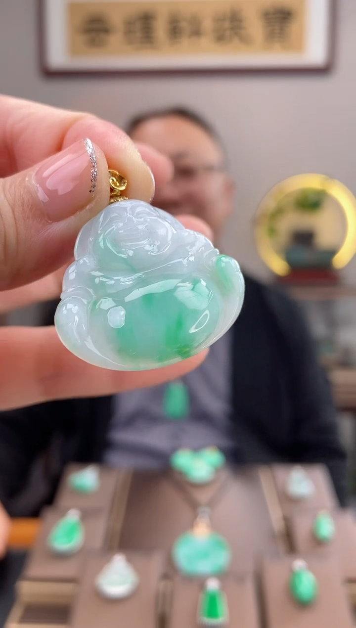 【闪购商品】翡翠吊坠(赠链)18K金镶嵌佛公吊坠