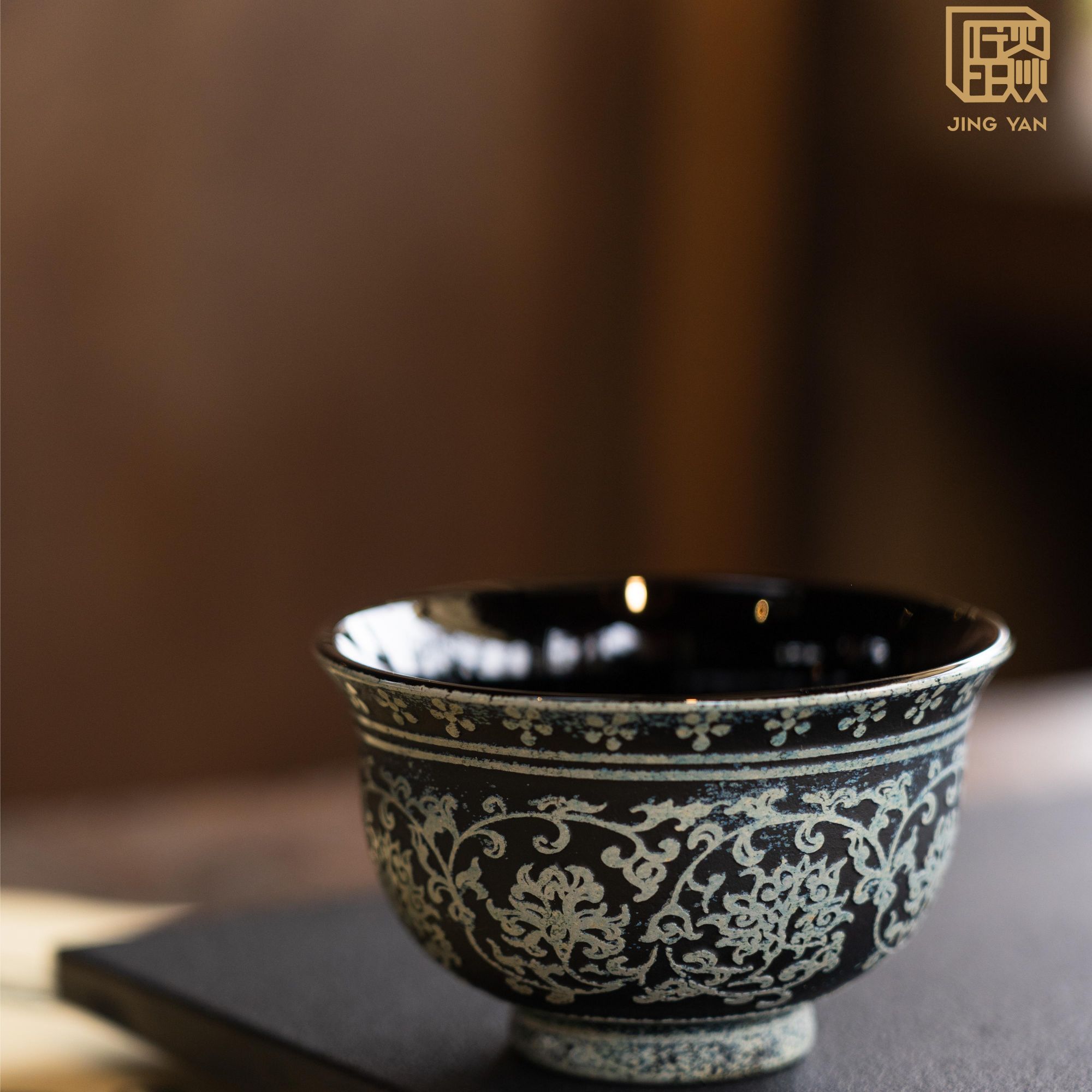 晶焱缠枝莲压手杯复古陶瓷主人杯纯手工手绘全手工龙纹