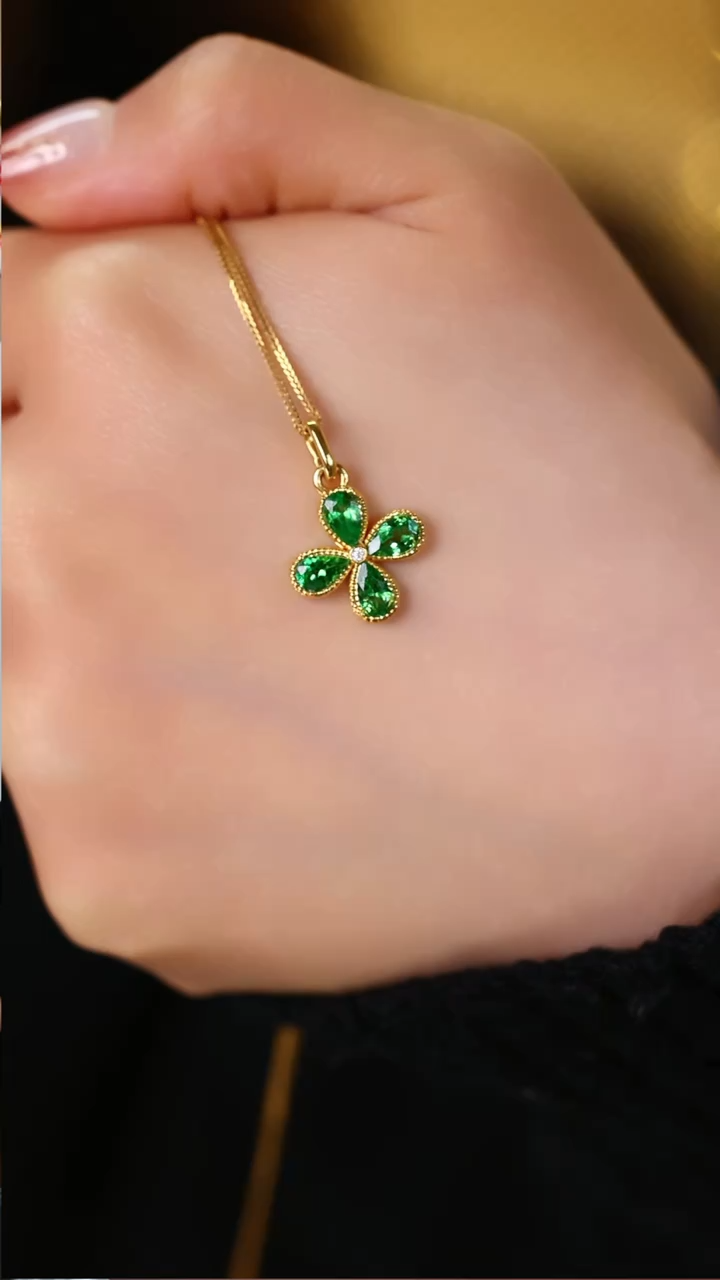 【闪购商品】石榴石（沙弗莱）吊坠不含链18K金镶嵌1.61CT@@U5052